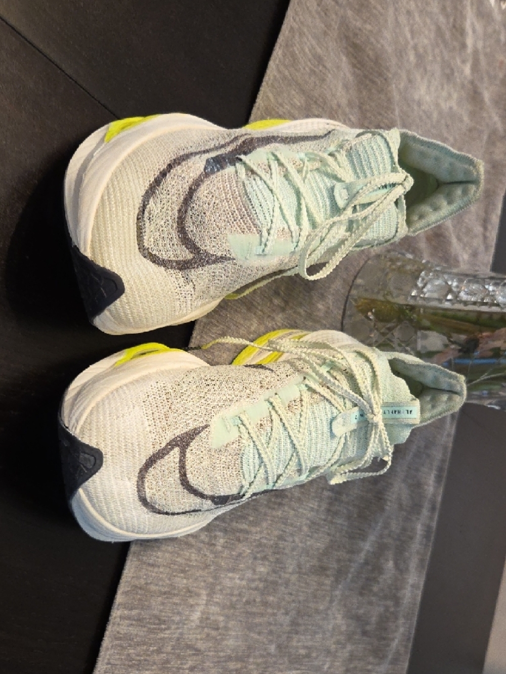 Nike ALPHAFLY Zoom X Women's Green and Neon Yellow Running Shoes - Picture 10 of 10